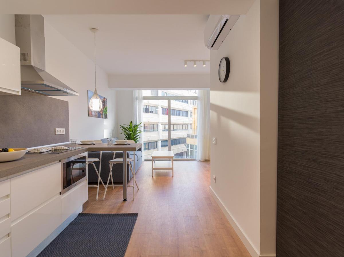 Loft - Side Sea Views - Aircon & Wifi Apartment Las Palmas Exterior photo