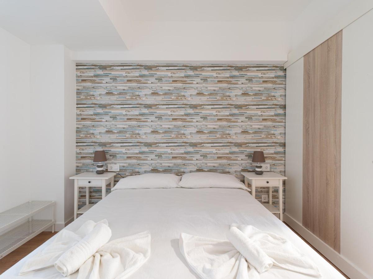 Loft - Side Sea Views - Aircon & Wifi Apartment Las Palmas Exterior photo